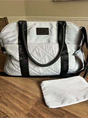 Steve Madden Baustin Quilted Overnighter Weekender Bag + Pouch Black